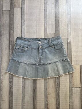 Pleated Light Blue Denim Mini Skirt